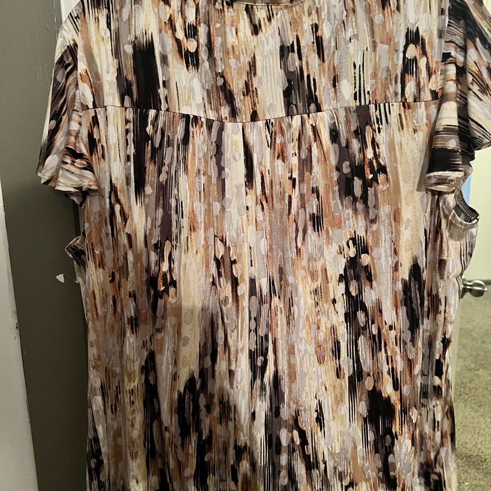 2X Patterned Women's Top - Picture 2 of 3
